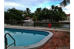 4011 Meridian Ave, Miami Beach, FL 33140, Sold 11/24/21