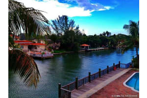 4011 Meridian Ave, Miami Beach, FL 33140, Sold 11/24/21