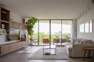 3640 Yacht Club Dr, Aventura, FL 33180, Sold 11/18/21