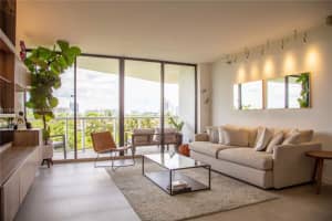 3640 Yacht Club Dr, Aventura, FL 33180, Sold 11/18/21