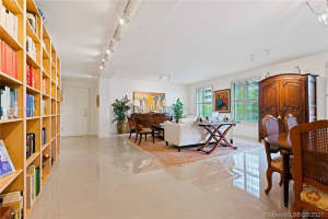 610 Valencia Ave, Coral Gables, FL 33134, Sold 12/16/21
