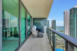 460 NE 28th St, Miami, FL 33137, Sold 11/05/21