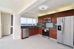 2333 Brickell Ave, Miami, FL 33129, Sold 10/08/21