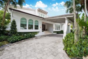 7233 Los Pinos Blvd, Coral Gables, FL 33143, Sold 11/18/21