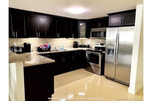 6980 NW 186th St, Hialeah, FL 33015, Sold 10/01/21