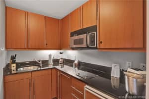 1435 Brickell Ave, Miami, FL 33131, Sold 02/21/22