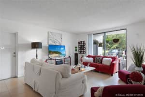 4019 N University Dr, Sunrise, FL 33351, Sold 08/27/21