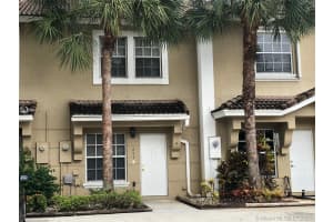 251 S W 122nd Terrace, Pembroke Pines, FL 33025, Sold 10/01/21