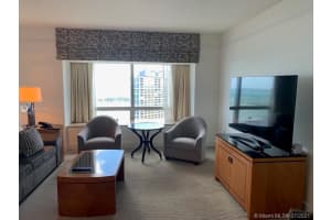 1435 Brickell Ave, Miami, FL 33131, Sold 06/15/22