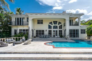 455 Centre Is, Golden Beach, FL 33160, Sold 12/21/21