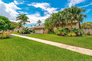 10133 NW 21st St, Pembroke Pines, FL 33026, Sold 10/01/21