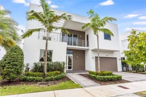 10098 NW 74th Terrace, Doral, FL 33178, Sold 12/20/21