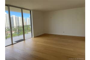 18181 NE 31st Ct, Aventura, FL 33160, Sold 09/14/21