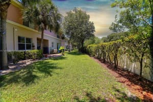 1206 Seminole Palms Dr, Lake Worth, FL 33463, Sold 10/20/21