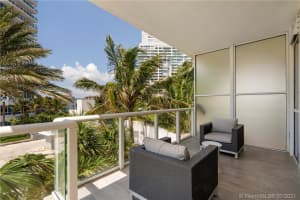 50 South Pointe Dr, Miami Beach, FL 33139, Sold 09/24/21