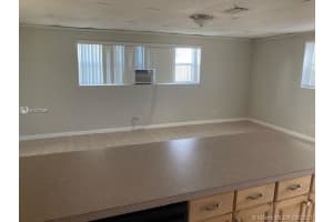 340 NW 38th St, Pompano Beach, FL 33064, Sold 10/01/21