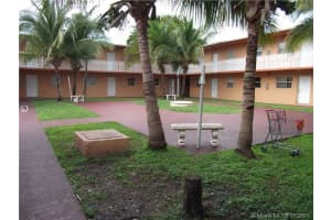 1265 W 24th St, Hialeah, FL 33010, Sold 10/04/21