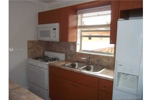 1265 W 24th St, Hialeah, FL 33010, Sold 10/04/21