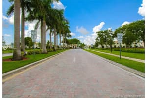 576 NE 191st St, Miami, FL 33179, Sold 02/14/22
