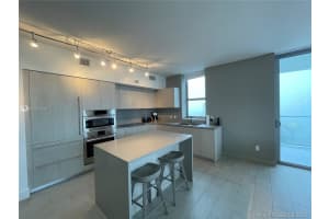 4010 S Ocean Dr r2009, Hollywood, FL 33019, Sold 11/10/21