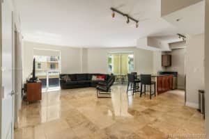 7285 SW 90th St UNIT D210, Miami, FL 33156, Sold 09/28/21
