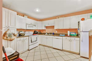 119 NE 12th Ave, Homestead, FL 33030, Sold 09/24/21