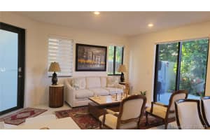 471 SW 91st Ave, Miami, FL 33174, Sold 09/29/21