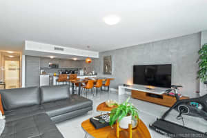 400 Sunny Isles Blvd, Sunny Isles Beach, FL 33160, Sold 12/21/21