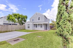 11742 SW 117th Ct, Miami, FL 33186, Sold 11/07/21