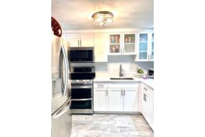 1901 NW S River Dr #31c, Miami, FL 33125, Sold 10/08/21