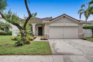 713 Tanglewood Cir, Weston, FL 33327, Sold 09/03/21