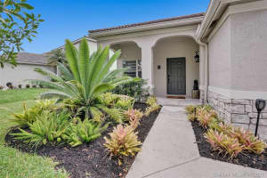 713 Tanglewood Cir, Weston, FL 33327, Sold 09/03/21
