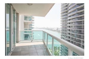1800 N Bayshore Dr, Miami, FL 33132, Sold 01/18/22