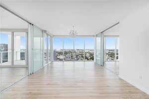 1040 Biscayne Blvd, Miami, FL 33132, Sold 09/22/21