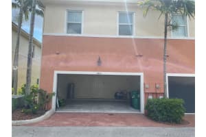 2551 SW 101st Terrace, Pembroke Pines, FL 33025, Sold 09/13/21
