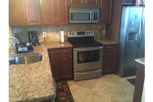 111 Lake Emerald Dr, Oakland Park, FL 33309, Sold 06/06/22
