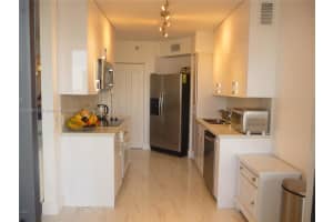 20185 E Country Club Dr, Aventura, FL 33180, Sold 03/01/22