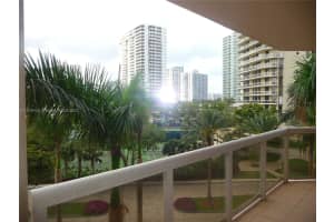 20185 E Country Club Dr, Aventura, FL 33180, Sold 07/05/22