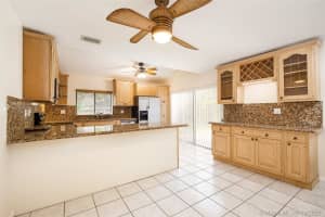 13297 NW 6th Ct, Plantation, FL 33325, Sold 11/01/21