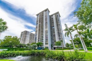 18181 NE 31st Ct, Aventura, FL 33160, Sold 10/12/21