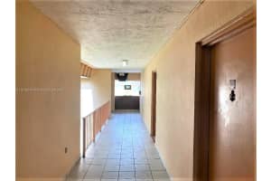 810 SW 129th Pl, Miami, FL 33184, Sold 05/06/22