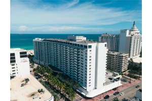 100 Lincoln Rd, Miami Beach, FL 33139, Sold 08/29/22