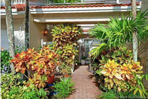 10208 NW 52nd Terrace, Doral, FL 33178, Sold 09/24/21