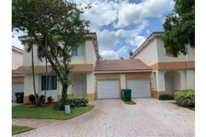 6633 Hidden Cove Dr, Davie, FL 33314, Sold 09/22/21