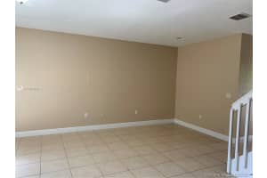 6633 Hidden Cove Dr, Davie, FL 33314, Sold 09/22/21