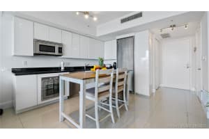 92 SW 3rd St, Miami, FL 33130, Sold 10/15/21