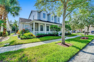 4762 Village Way, Davie, FL 33314, Sold 10/22/21