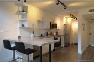 6904 N Kendall Dr APT F407, Pinecrest, FL 33156, Sold 09/23/21