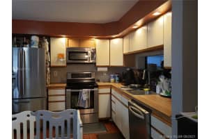 8907 SW 113th Pl Cir W, Miami, FL 33176, Sold 09/29/21