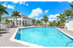 11605 NW 89th St, Doral, FL 33178, Sold 10/08/21